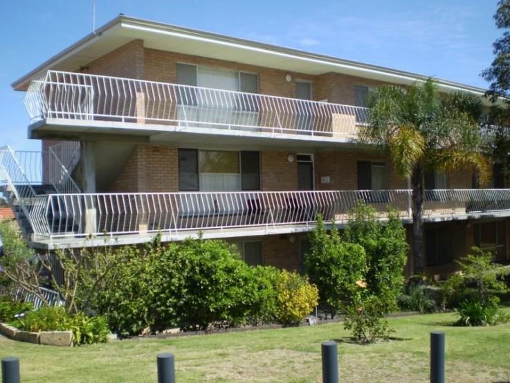 5/445 Canning Highway,Attadale$295Weekly