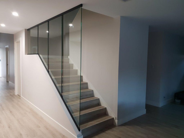 GLASS REPAIRS ADELAIDE