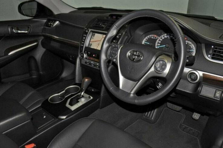 2012 Toyota Camry Atara SL Sedan (Pearl 