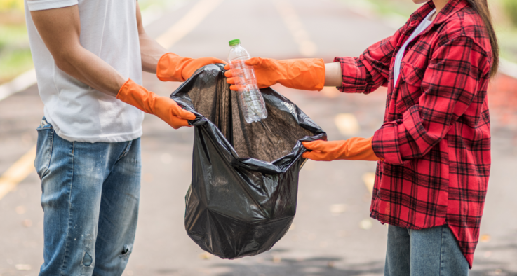 Hire skip bins penrith  for house cleaning