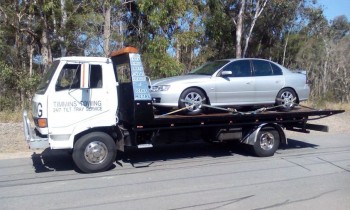 24/7 Breakdown Towing services  & Free Car Removal Logan City Based 0406 582 848