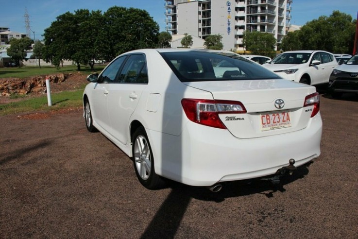 2013 Toyota Camry Atara R Sedan