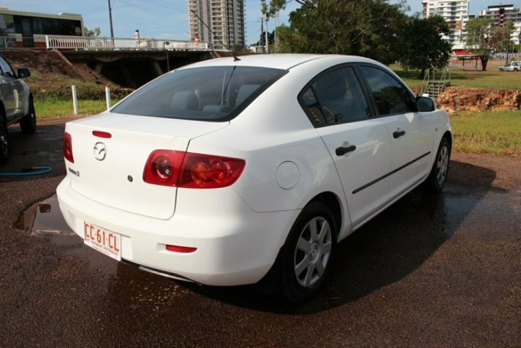 2006 Mazda 3 Neo Sedan 