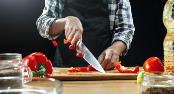 Are you in Melbourne and looking for food safety courses?