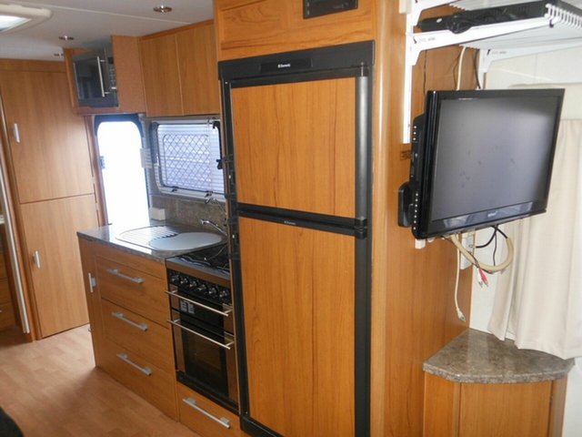 2010 Jayco Sterling Outback 20.64-1 Cara