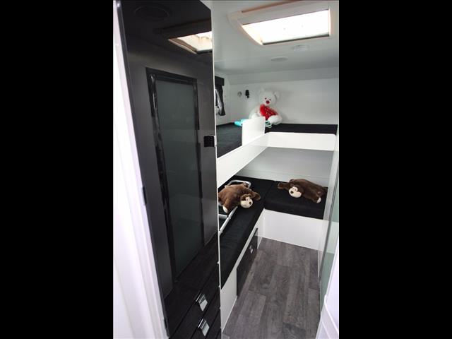 2016 Golden Eagle Escape 4 Bunk