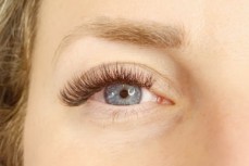 Best Lash Extensions Near Me: Check Out Fancy Lash Today!