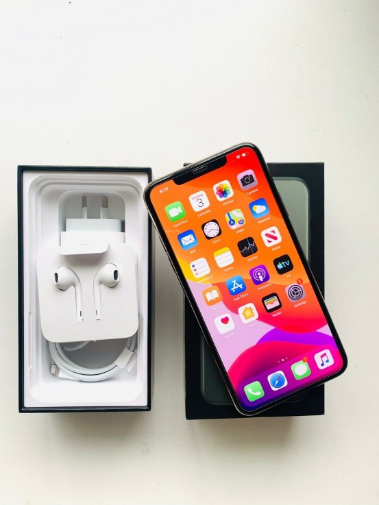 Apple iPhone 11 Pro Max - Grey / Silver 