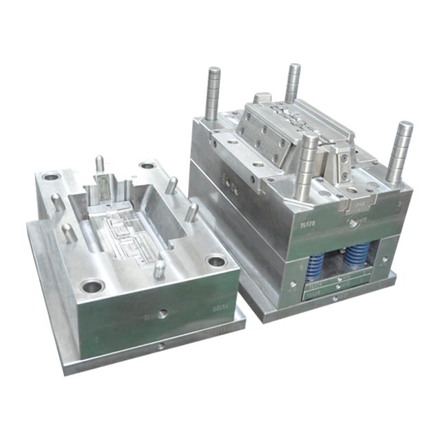 Plastic injection mold tooling14