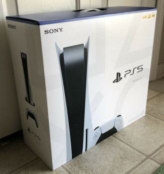 PS5 Ultra HD Console and PS5 Digital 