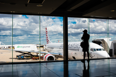 Luxury Airport Transfer in Melbourne by Qualified Professionals 