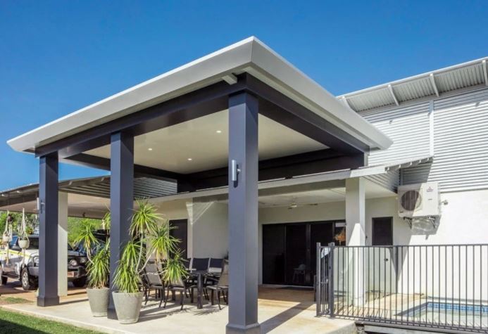 Outdoor living builders near me