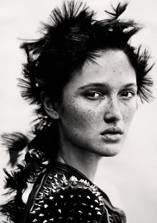 Get Stunning look help of Melbourne's Best Hair Stylist