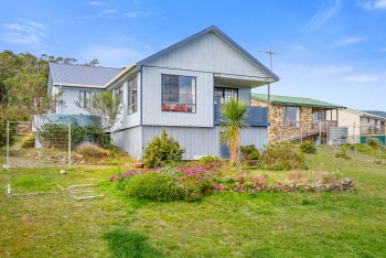  Bruny Island Vacation Rental