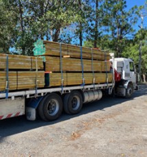 SEQ Crane Truck for Hire in North Brisbane, South Brisbane and Gold Coast