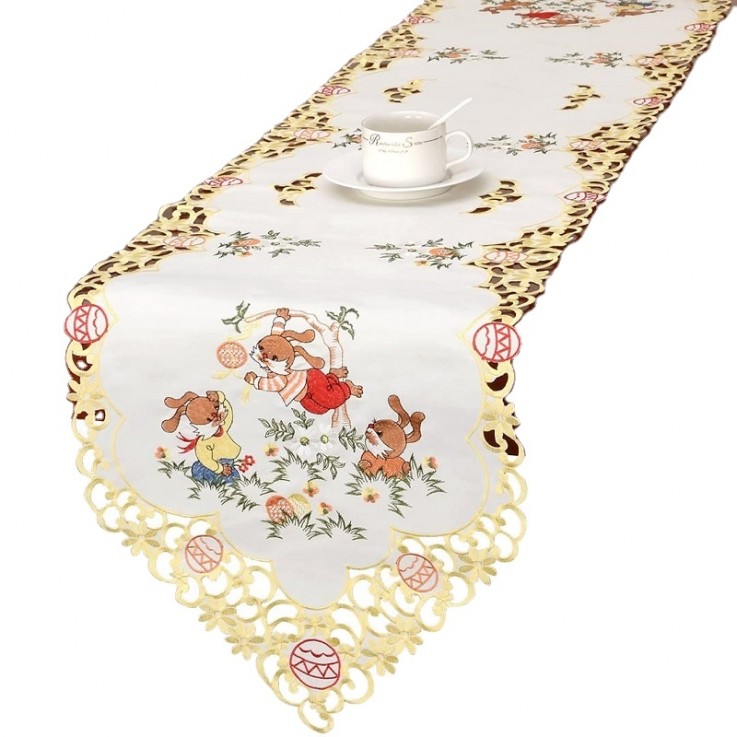 Easter Bunny and Eggs embroided table runners3
