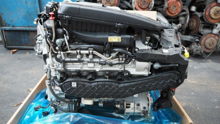 Mercedes W205 C63AMG V8 Bi-Turbo Engine