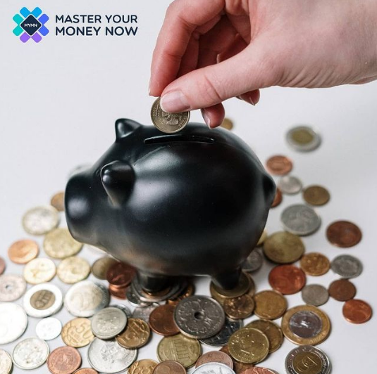 What does a financial planner do