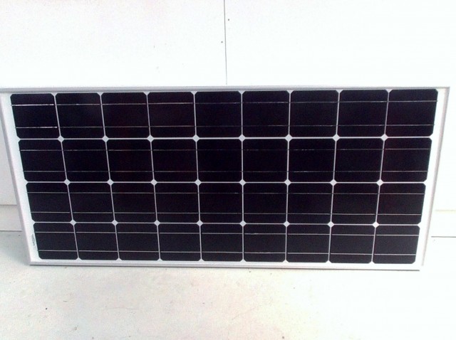 100 watt Monocrystalline Solar Panel