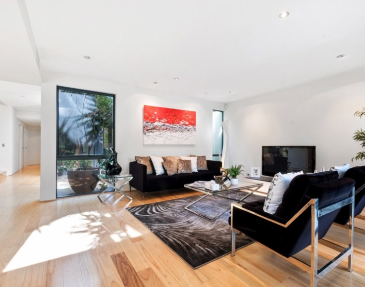 4 MERE VIEW WAY SUBIACO