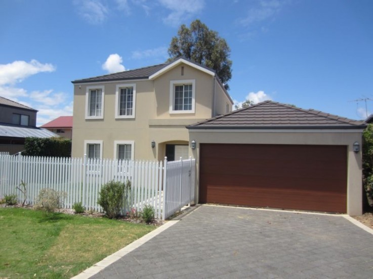 Fantastic furnished double storey home!