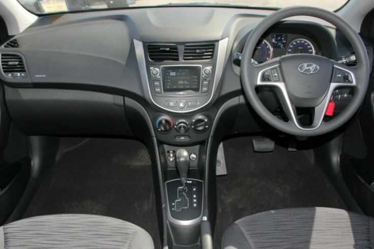 2016 Hyundai Accent Active Hatch