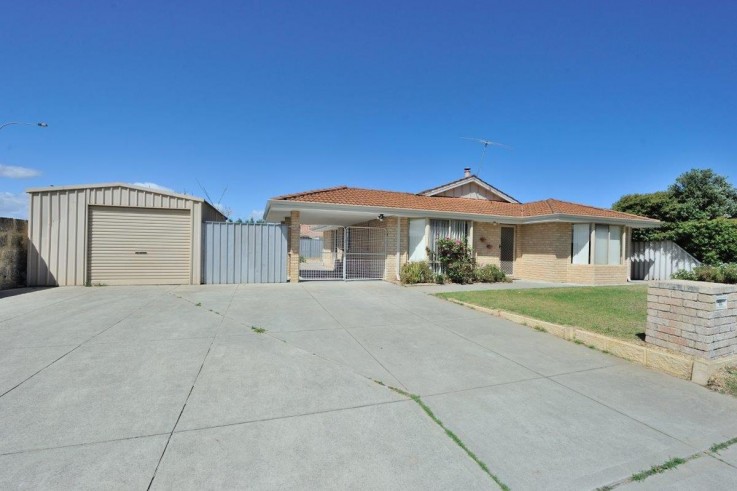 LISTED B Y CRAIG SMALL - SOLD BY ROB