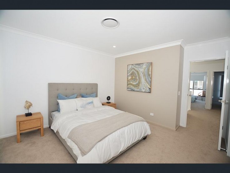 1/146 Marina Quays Blvd Hope Island Qld 