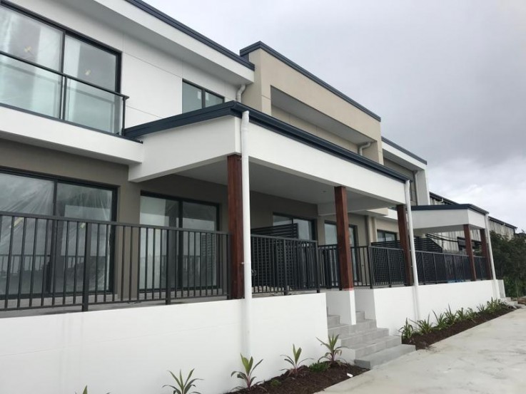 1/146 Marina Quays Blvd Hope Island Qld 