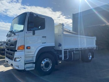 AA Diesel Truck Bodies