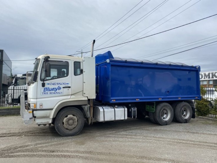 AA Diesel Truck Bodies