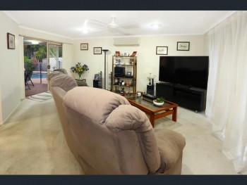 62 Cootharaba Drive Helensvale Qld 4212