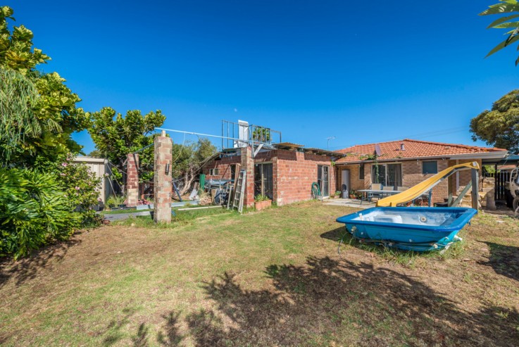 6 Meadow Place, QUINNS ROCKS