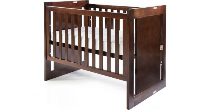 Converts from cot to toddler bed  Suitab