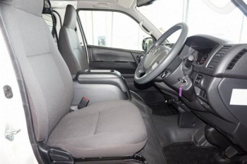 2016 Toyota Hiace LWB KDH201R Van