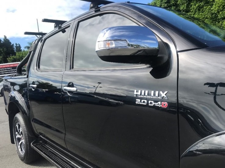 2014 Toyota Hilux Black Limited Edition 