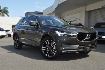 2017 MY18 Volvo XC60 D4 Momentum for sal