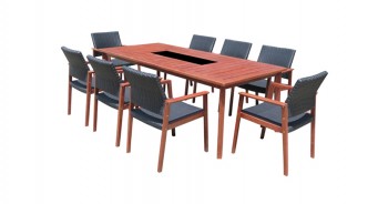 adria Table & Chairs