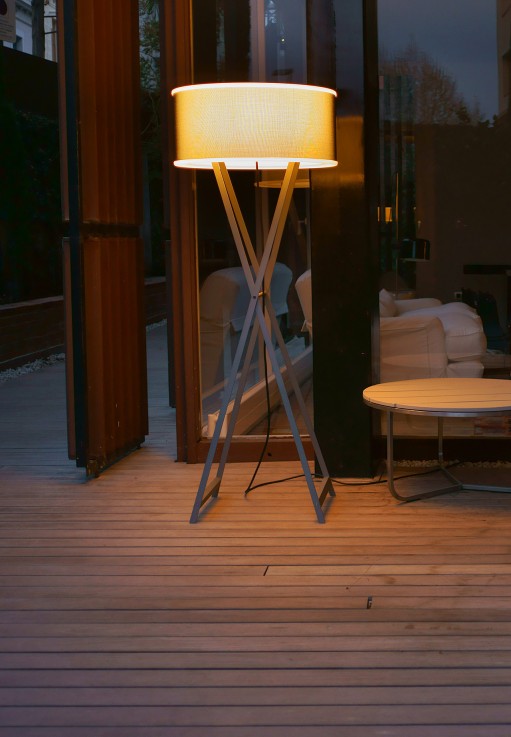 Cala Outdoor Floor Lamp
