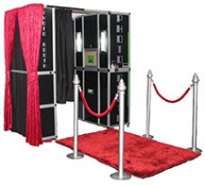 Wedding & Hollywood Photo Booth Hire in Sydney