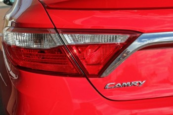 2017 Toyota Camry Atara SX Sedan