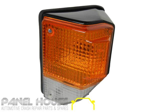 Corner Light with Black Surround Left 