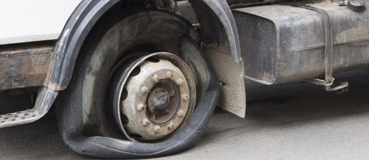 FLAT TYRE SERVICE WE CAN ASSIST 24/7 IN SYDNEY LOCATION