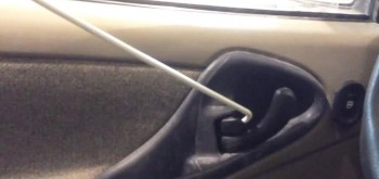 Key Lock Out / Locked Keys In Car in Sydney location