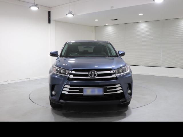 TOYOTA KLUGER GX (4X2) 2017