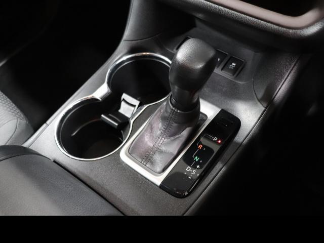 TOYOTA KLUGER GX (4X2) 2017