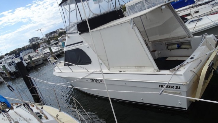 Fraser 31 Flybridge Cruiser