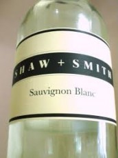 SHAW & SMITH SAUVIGNON BLANC (SA)