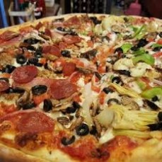  La Bello Pizzeria Cooking with Passion