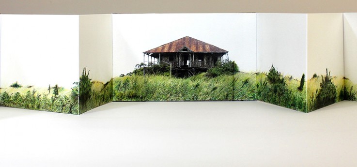  University of Wollongong Print & Distribution Services business card holder